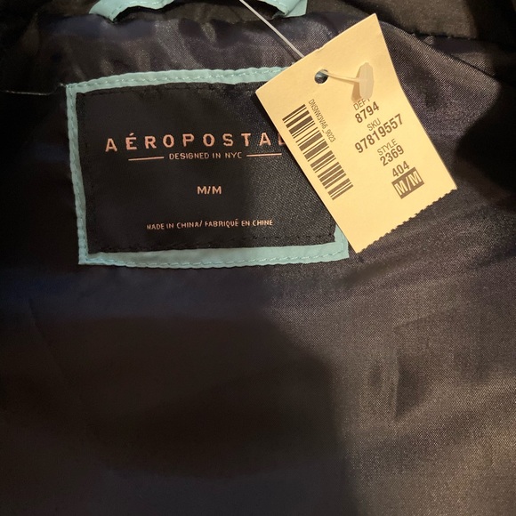 Lightweight Aeropostale vest - Picture 2 of 2